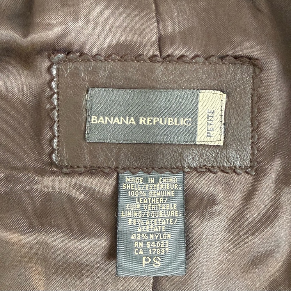 Women's Vintage Leather Banana Republic Mid-Length Coat - Picture 4 of 9